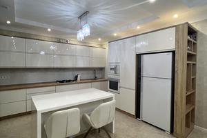 будинок за адресою Левка Симиренка вул. (Мічуріна)