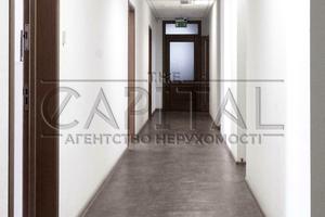 комерційна за адресою Гоголівська вул., 39