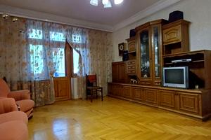 квартира за адресою Дмитра Яворницького просп. (Карла Маркса), 109