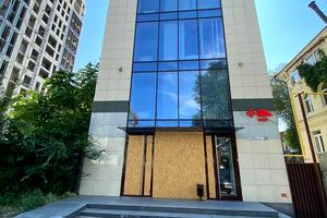 комерційна за адресою Шевченка вул., 29Б