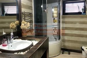 будинок за адресою Розкішна