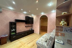 квартира за адресою Амосова вул. (Корчагінців), 5