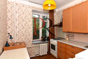 квартира за адресою Салютна вул., 22