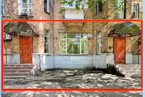 комерційна за адресою Донецька вул., 22