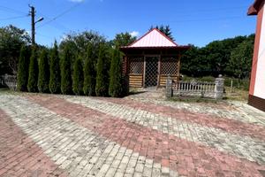 будинок за адресою Озерна