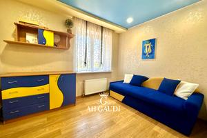 будинок за адресою Паромний узвіз, 1