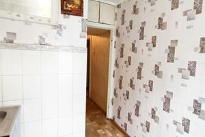 квартира за адресою Космонавтів вул., 12