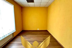 комерційна за адресою Петра Григоренка вул. (Виставочна), 2а