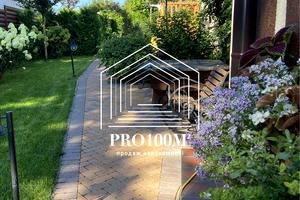 будинок за адресою Соборна вул. ()