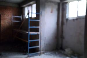 комерційна за адресою Січеславська вул., 4