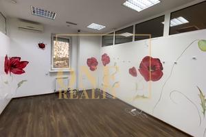 комерційна за адресою Басейна вул., 7-В