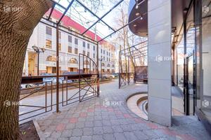 коммерческая по адресу Чернышевского ул., 15