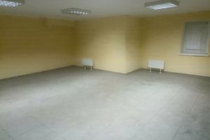 комерційна за адресою Генерала Миколи Юнаківа вул., 9