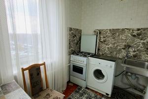 квартира за адресою Романа Шухевича пров., 2/1б