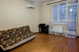 квартира за адресою Райдужний масив вул., 7-А