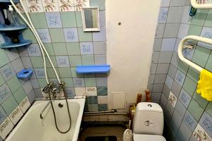 квартира за адресою Олександра Довженка вул., 18/2