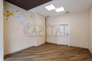 комерційна за адресою Антоновича вул. (Горького), 103