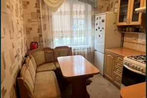 квартира за адресою В'ячеслава Чорновола вул. (), 2