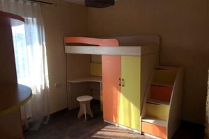 будинок за адресою Жовтнева вул.