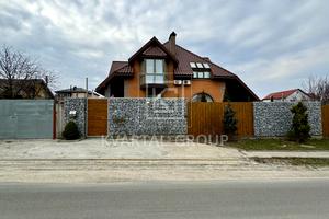дом по адресу Авіаторів, 2