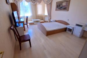 квартира за адресою Євгена Чикаленка вул., 59и