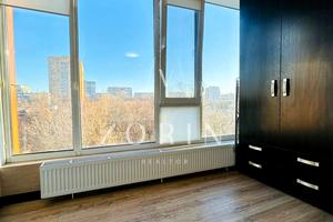 квартира за адресою Левка Лук'яненка вул. (Василя Жуковського), 16, 18, 20, 24