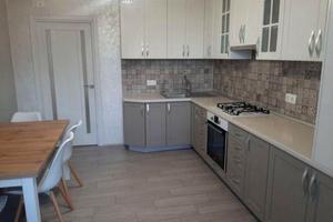 квартира по адресу Степана Бандери ул., 40/2а