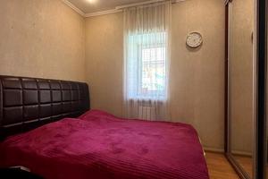 будинок за адресою Руставелі вул.