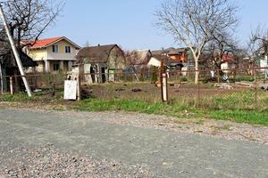 ділянка за адресою Садова вул.