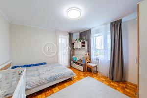 квартира за адресою Михайла Котельникова вул., 13
