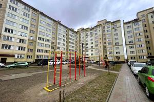квартира по адресу Яблунева, 1