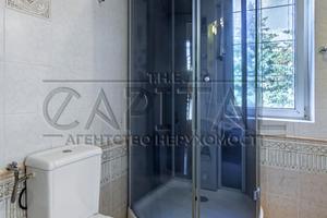 будинок за адресою Козин