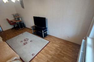 квартира по адресу Космонавтов ул., 86