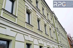 комерційна за адресою Жилянська вул., 146