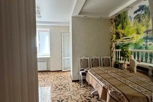 квартира за адресою Євгена Коновальця вул., 11