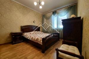 квартира за адресою Українська вул., 61