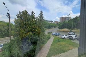 комерційна за адресою Лук'янівська вул., 1
