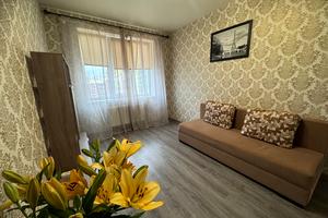 квартира по адресу Українська ул., 83Б