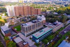 коммерческая по адресу Академіка Книшова ул. (Амурська), 6