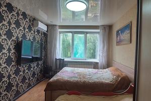 квартира за адресою дружби, 6
