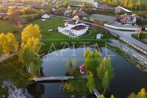 будинок за адресою Центральна