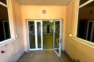 комерційна за адресою Володимира Великого вул. (Мелешкіна), 9