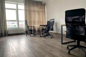 комерційна за адресою Кловський узвіз, 7a