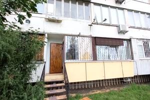 комерційна за адресою Героїв полку 