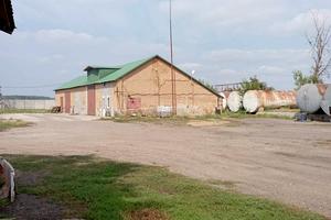 комерційна за адресою 8-го березня, 48
