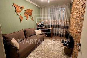 будинок за адресою Українська вул.