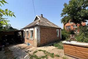 будинок за адресою Ватутіна вул.