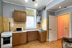 квартира по адресу Катерини Білокур ул., 4