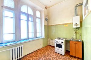 квартира за адресою Королеви Єлизавети ІІ вул. (Глинки), 15