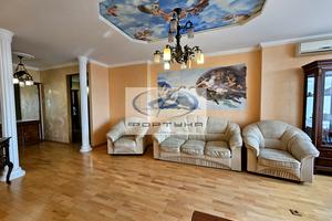 квартира за адресою Святотроїцька вул., 94